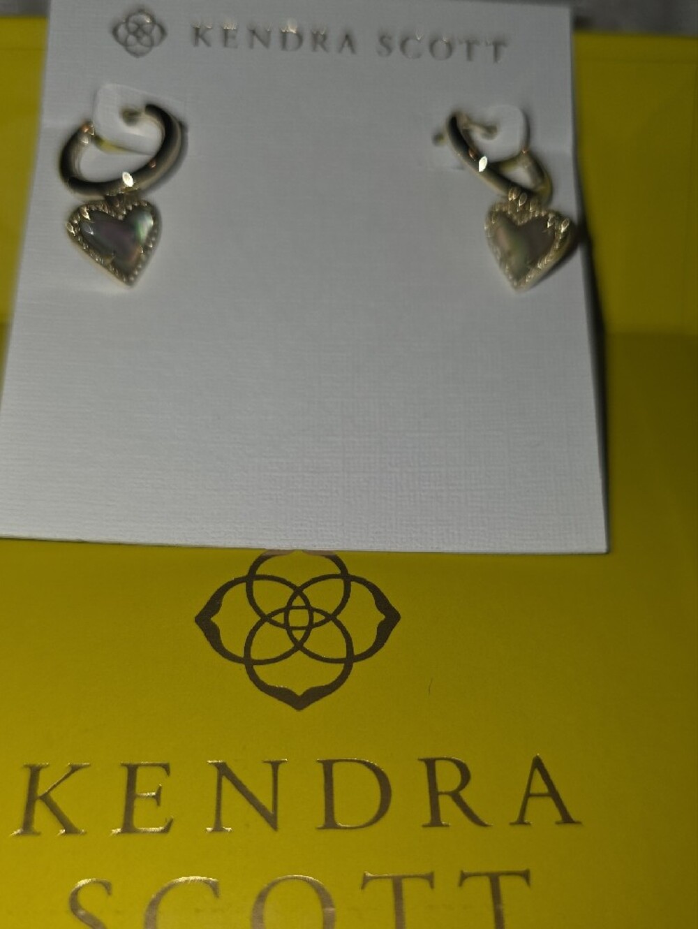 Kendra Scott Necklace And Earrings